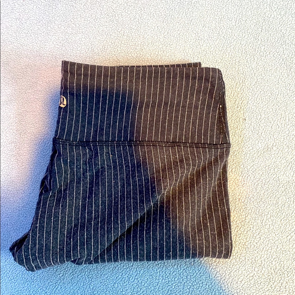 Size 8 lululemon leggings